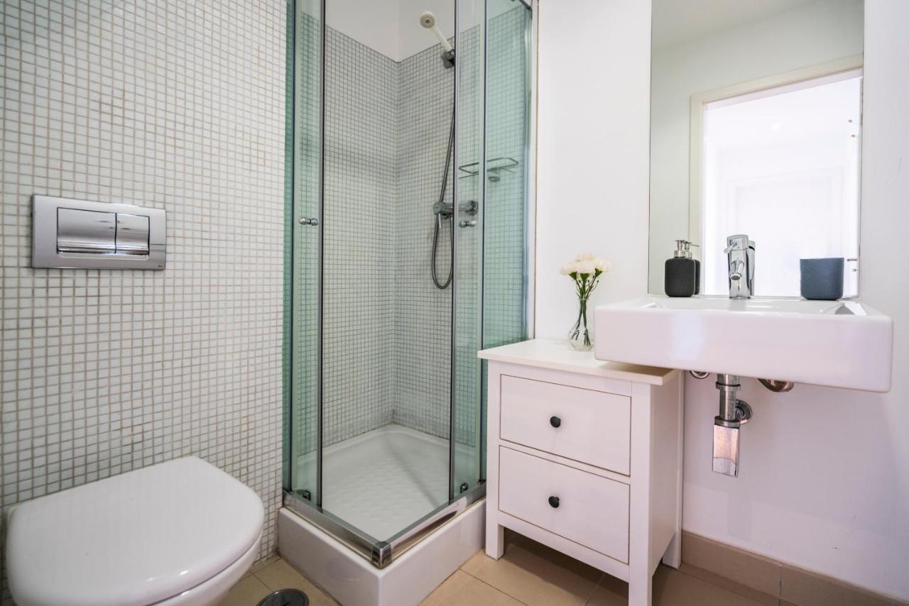 Bright & Spacious 2 Bed Flat 2 Bath W Garage In Lagos Marina Exterior foto